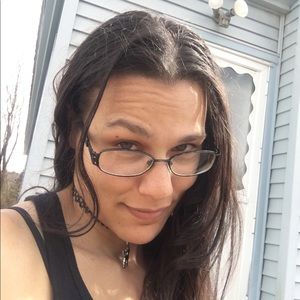 Meet your Posher, Veronica